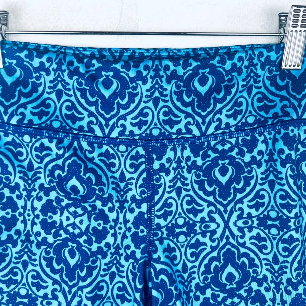 Old Navy Active Girls Blue Patterned Leggings with Criss Cross Detail Size M (8)